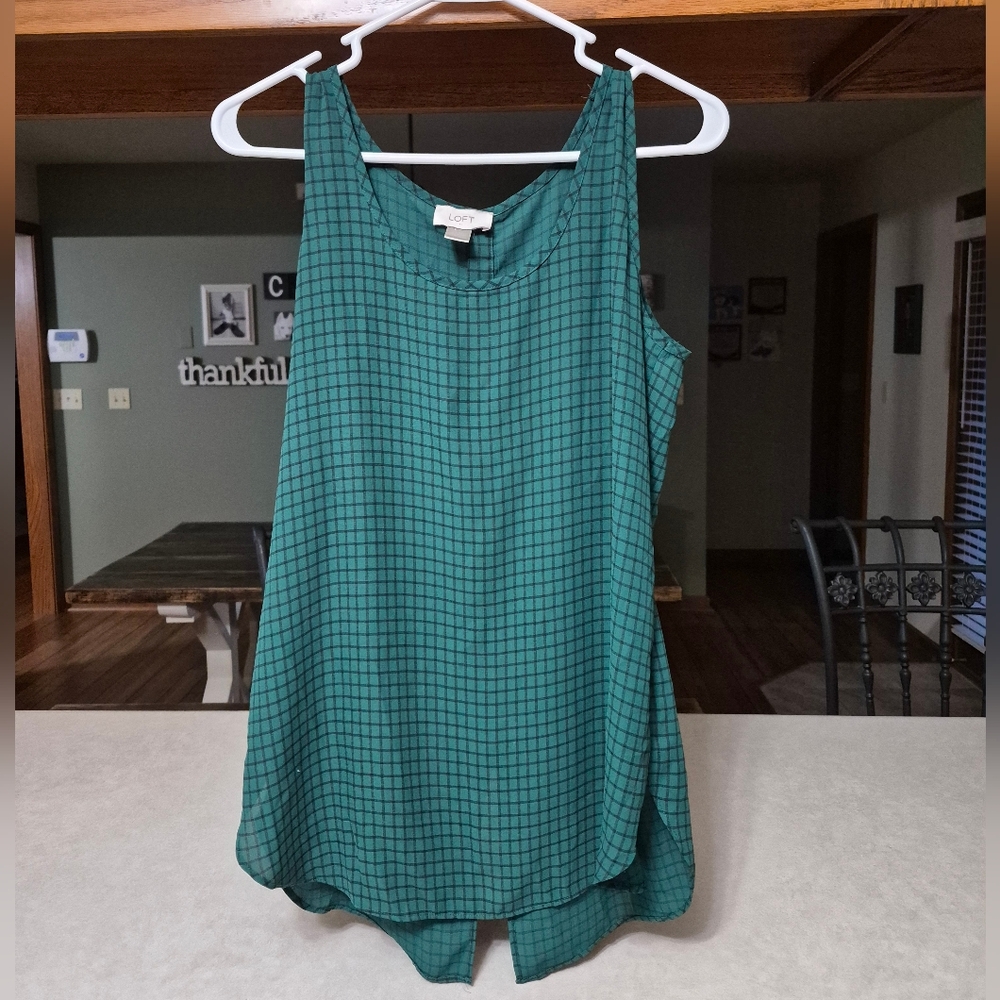 LOFT Green Windowpane Sleeveless Top